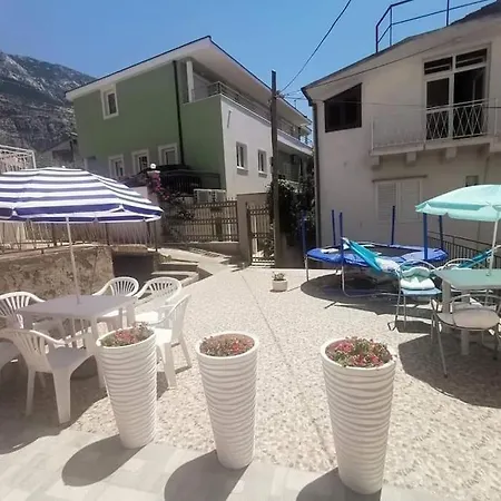 Apartman Blue Oasis 2-6 *