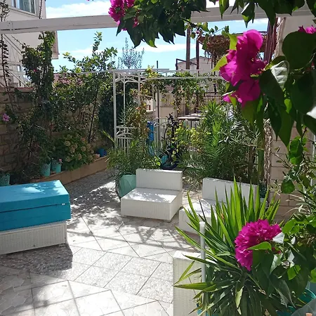 Blue Oasis 2-6 * Makarska
